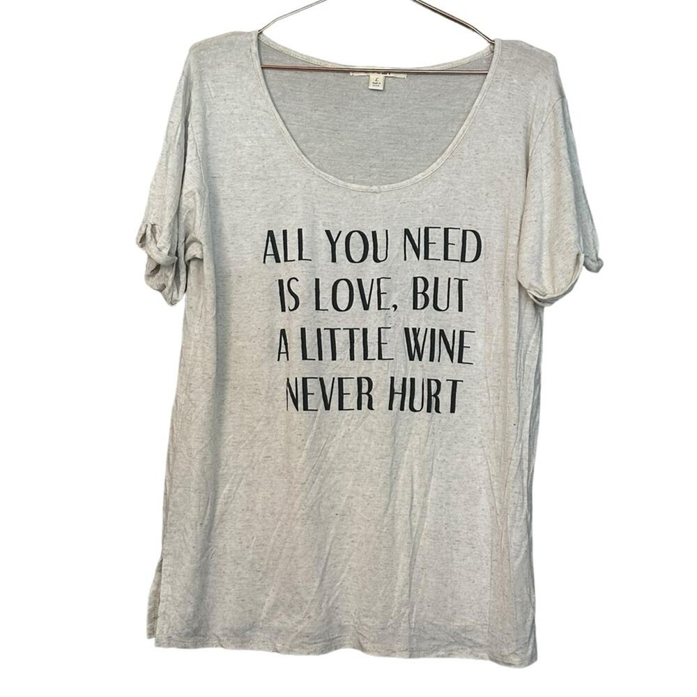 Miami T Shirt “ All you need is Love. But a little wine never hurt” large